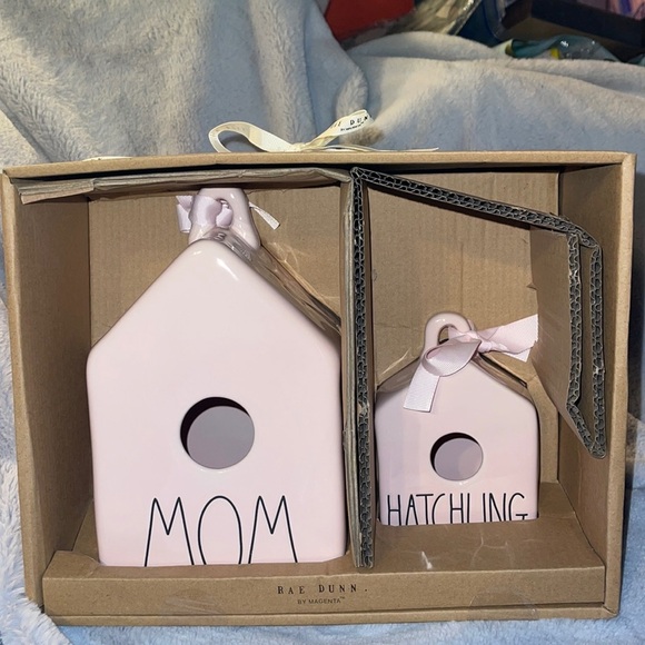 Rae Dunn Ceramic “Mom/Hatchling” Birdhouse Set - Picture 1 of 3